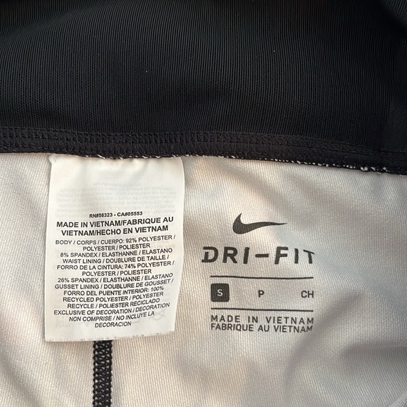 Nike Dri-Fit running pants, women’s size S/P, black with pink and gray - Picture 5 of 10